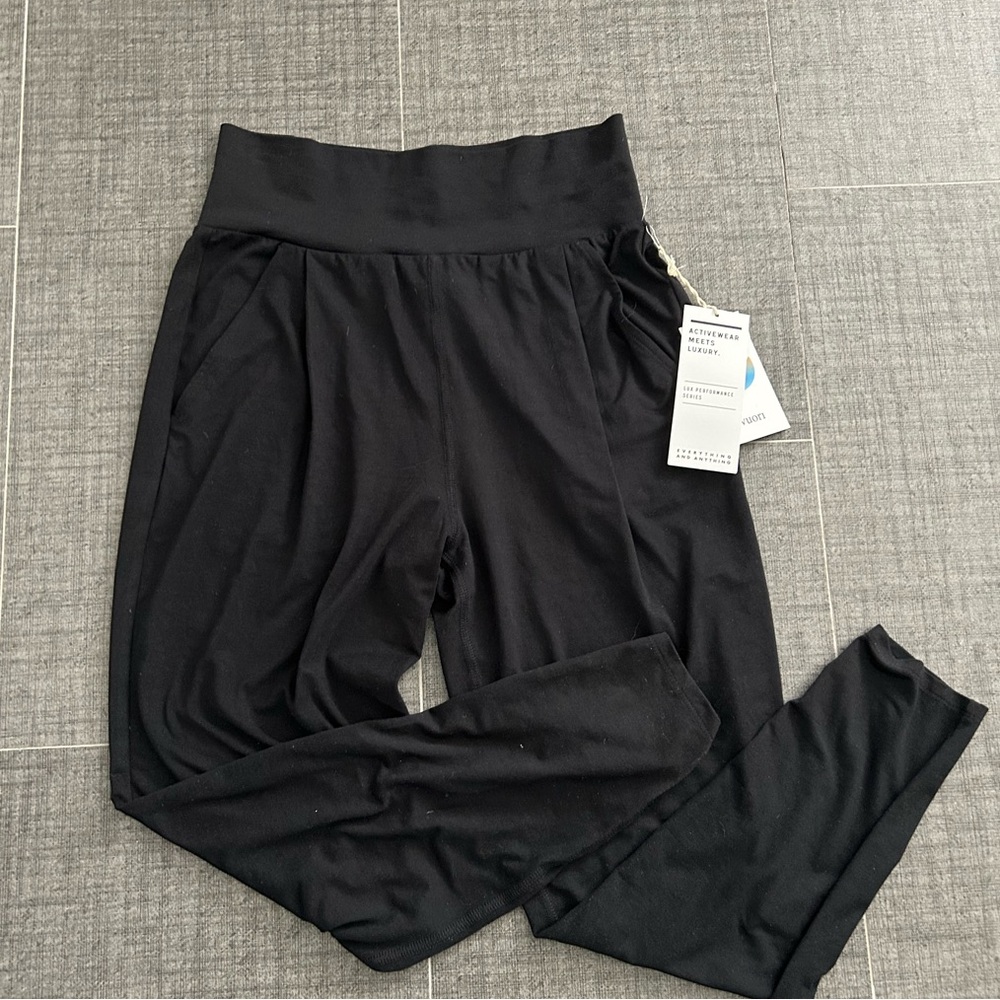 Vuori Lux Harem Pants